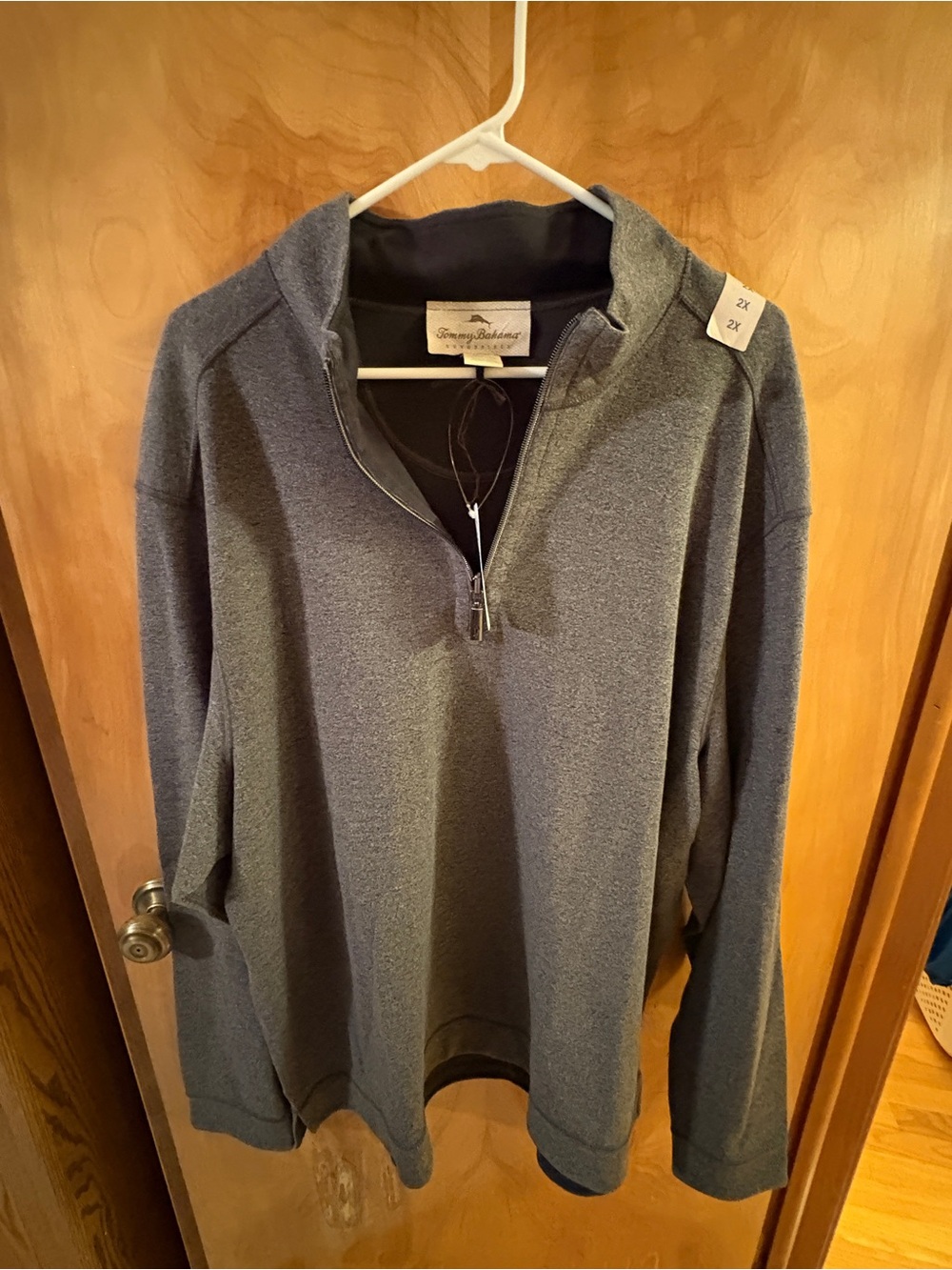 Tommy Bahama Men's Charcoal Gray Zip Pullover Sweater